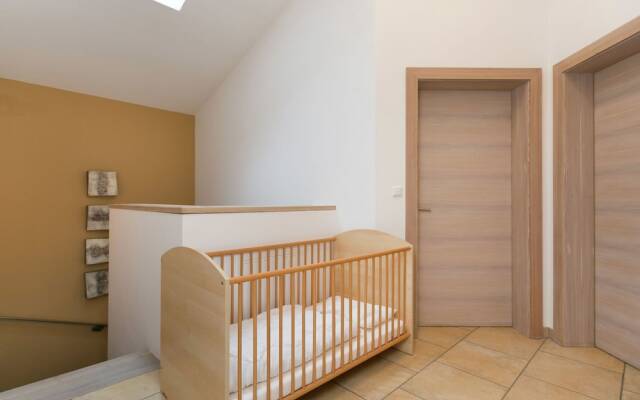 Rich Holiday Home with Sauna, Garden & Valley-Views in Itter