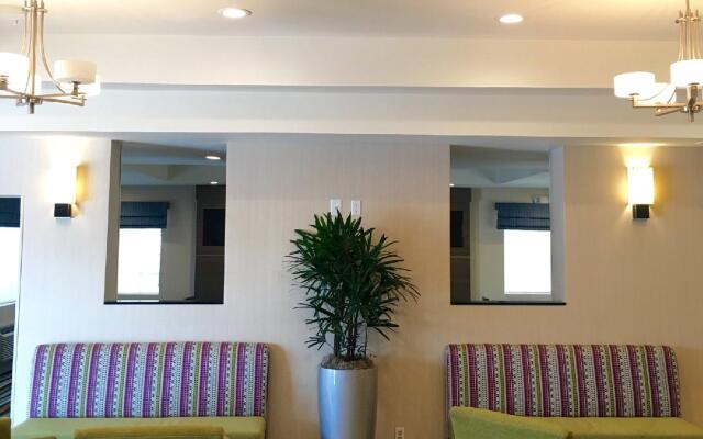 Holiday Inn Express San Bernardino - Colton by IHG