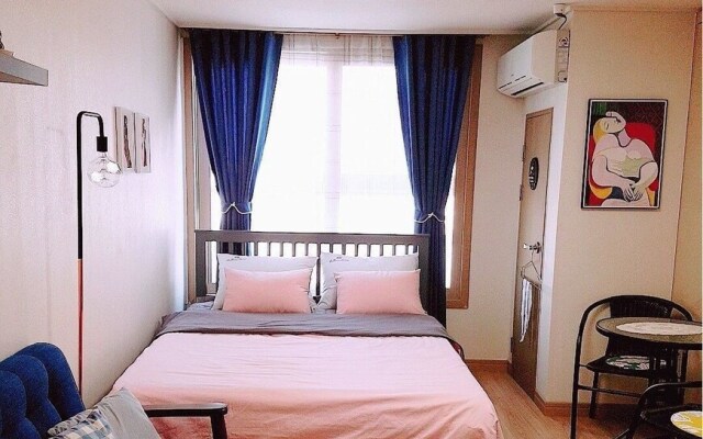 Modern & Gallery House