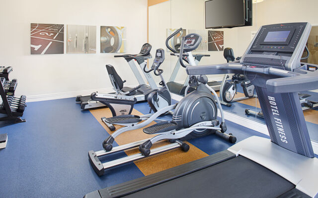 Holiday Inn Express Hotel & Suites Auburn - University Area by IHG