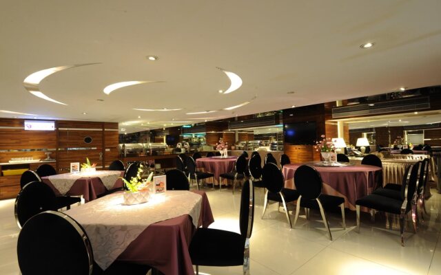 Wonderful Hall Hotel