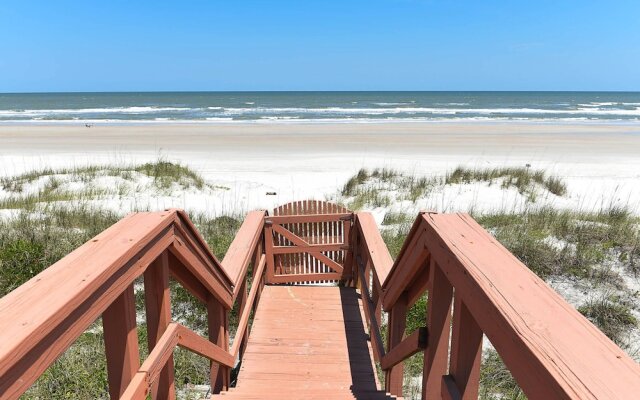 Going Coastal Beach House by Vtrips