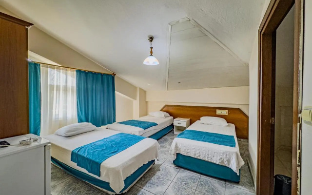 Sazak Otel