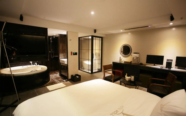 Hotel Voll