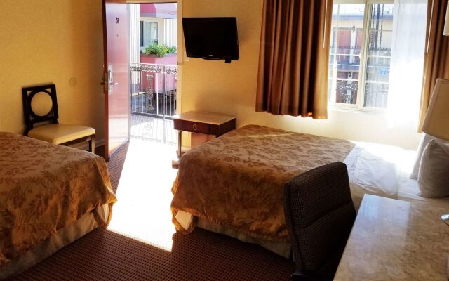 Pacific Heights Inn