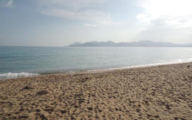 Totolulu Cannes Charming Cheminée