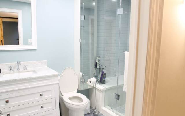 Fully Furnished Private Guest Suite