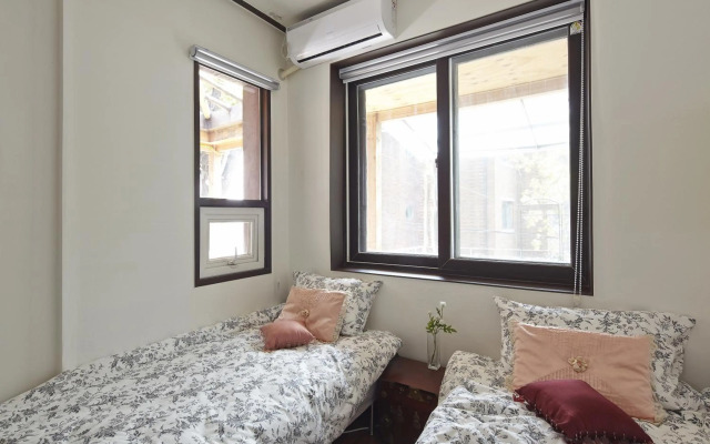 Jiwoljang Guest House