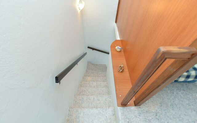 Apartment 623