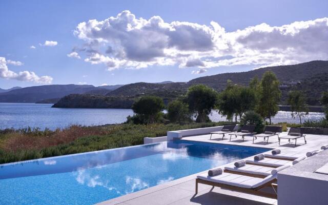 H2O Art Beach Villa Crete