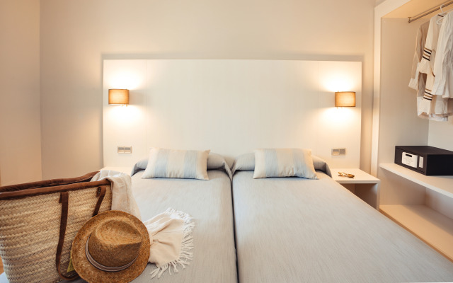 Minura Hotel Cala Galdana & Apartamentos