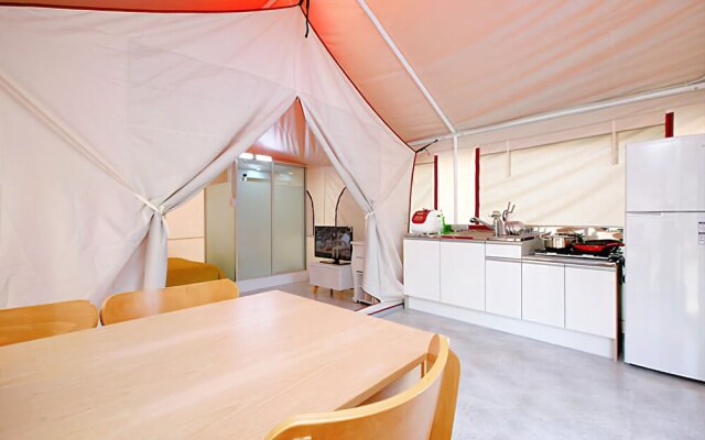 Gapyeong Pooky Glamping Pension
