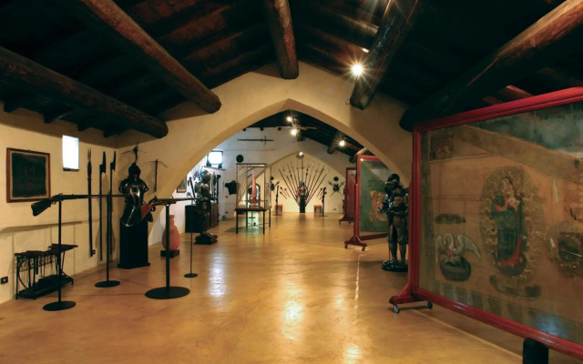 Отель Residenza Torre di San Martino