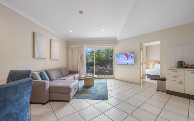 Terrigal Sails Serviced Apartments