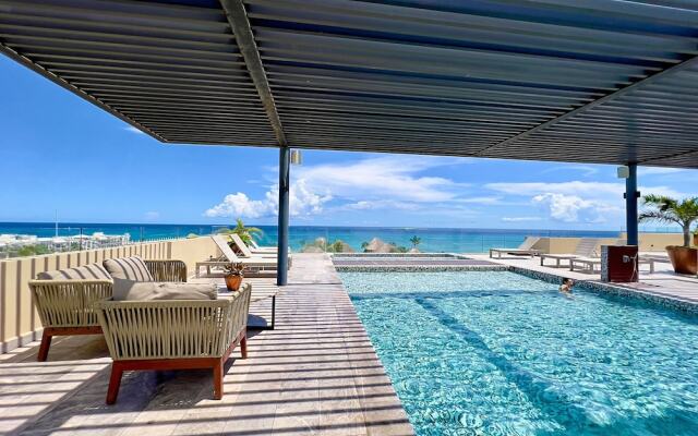 Centric condo by Casago