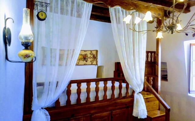 «Astrofeggia» A private stone house Nature-Seaview
