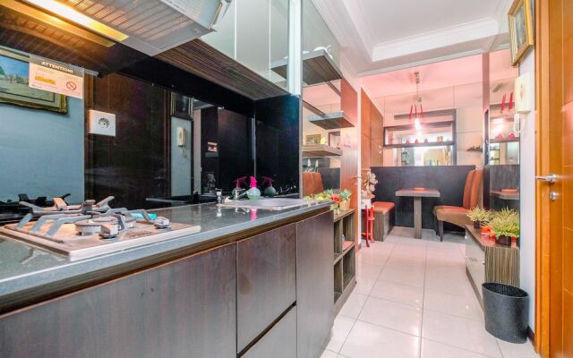 Cozy And Nice 2Br Apartment At Maple Park Sunter