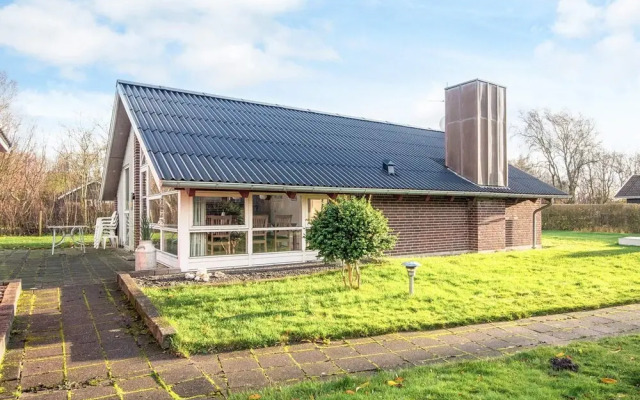 4 Person Holiday Home in Hemmet