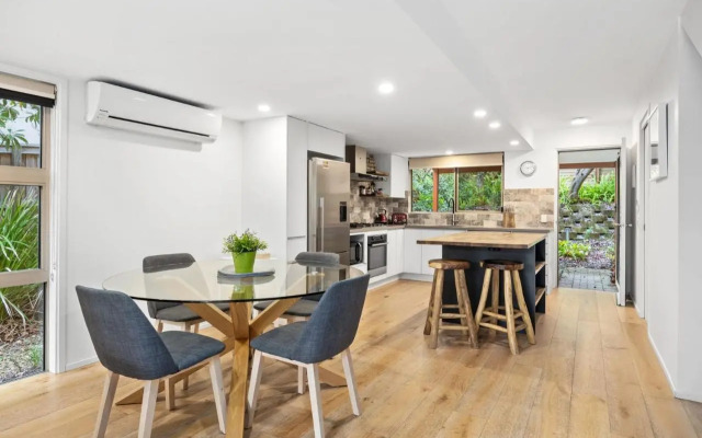 Peregian Beach Apartment