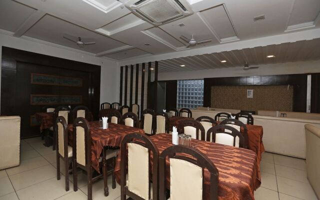 Hotel Anant Plaza