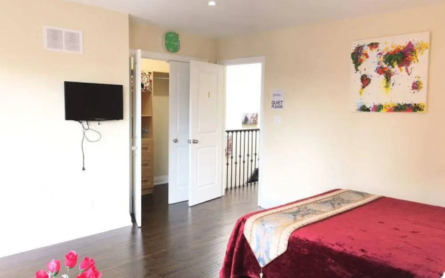Downtown Comfortable Guest House