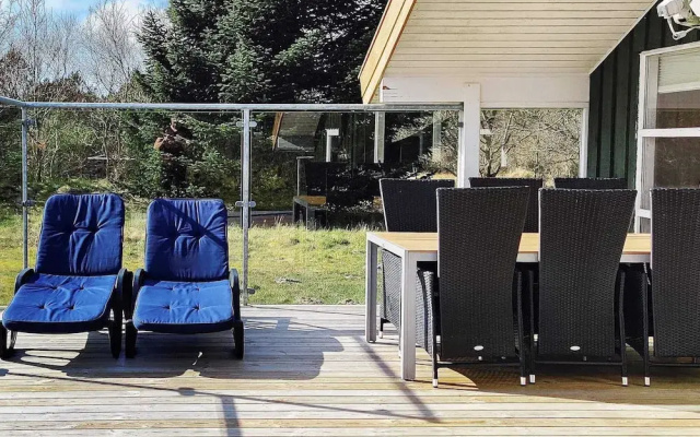 6 Person Holiday Home in Pandrup