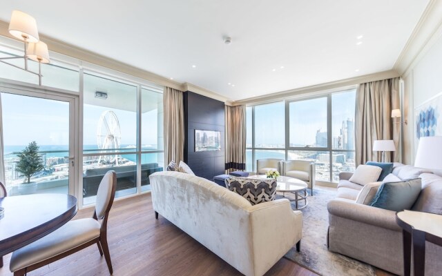 Al Bateen  by Deluxe Holiday Homes