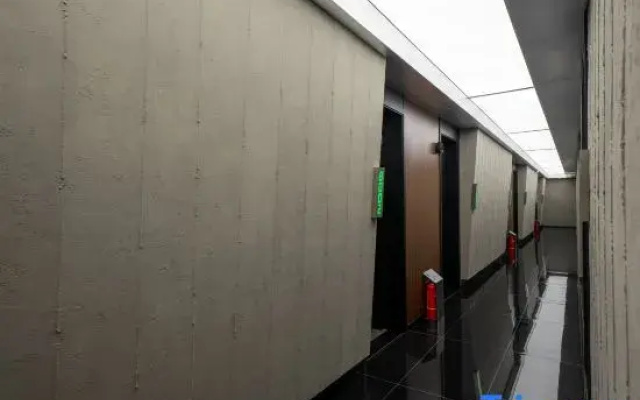 Gravity Space E-sports Hotel