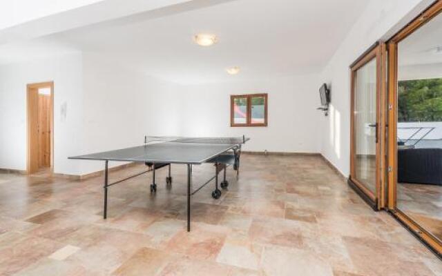Villa More