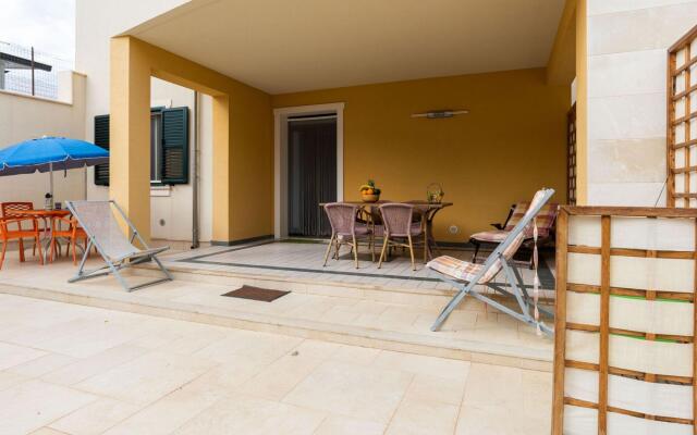 Beachside Getaway w/ Garden