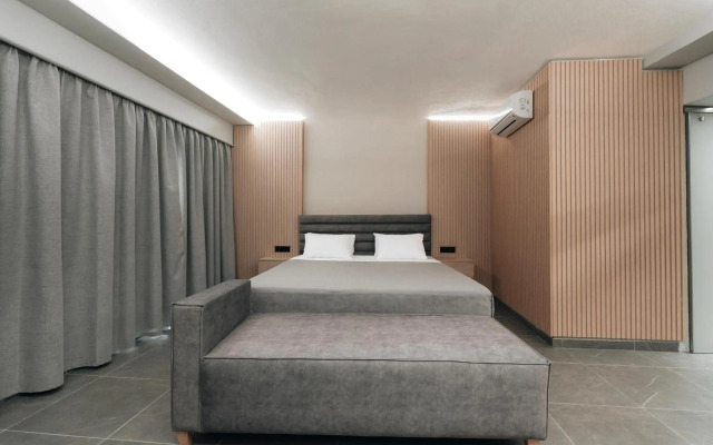 Golden Sun Hotel
