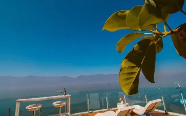 Xingyuxinyuan Lake View Holiday Hotel