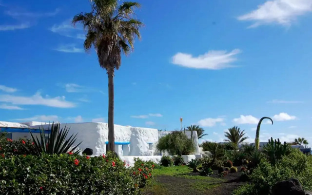 Seaside Villa La Graciosa