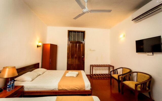 Dayanithi Guest House