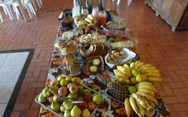 Hotel Cristo Rei 611