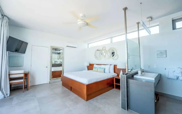 Vacation Villa, Oceanview and Hotel Amenities v1