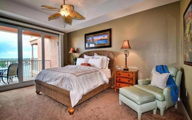 Harborview Grande 703