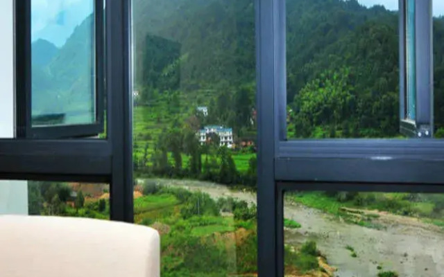 Guoshun Holiday Hostel