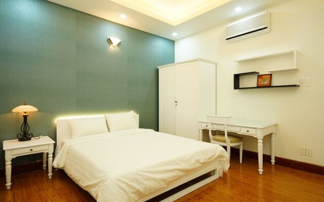 HoLo Garcerie Saigon Serviced HomeStay