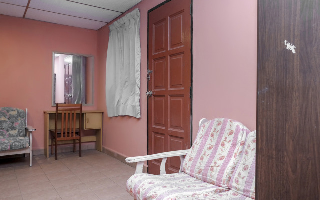 Hotel Tiara by OYO Rooms