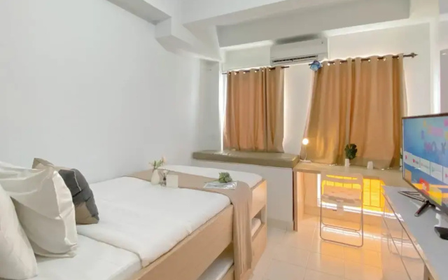 Good Deal And Strategic Studio At Patraland Urbano Apartment