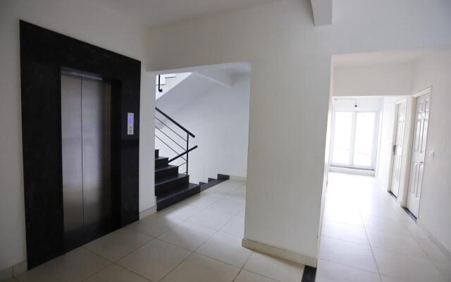 Hotel Gurudev Residency