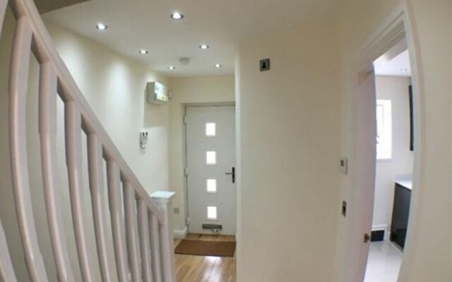 Modern 4 bed townhouse in Birmingham City Centre