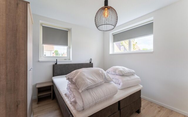 Seaside Comfort Near Scherpenisse