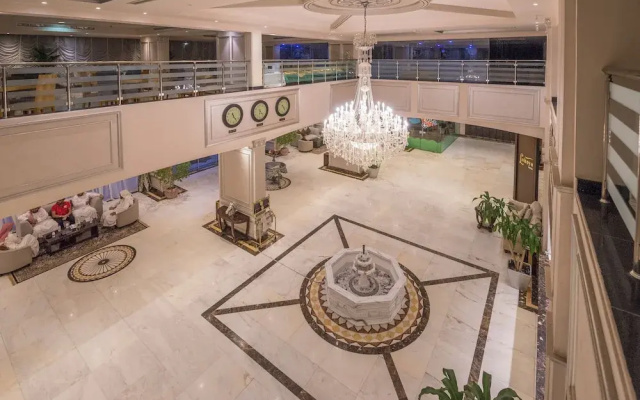 Lahoya Hotel Suites