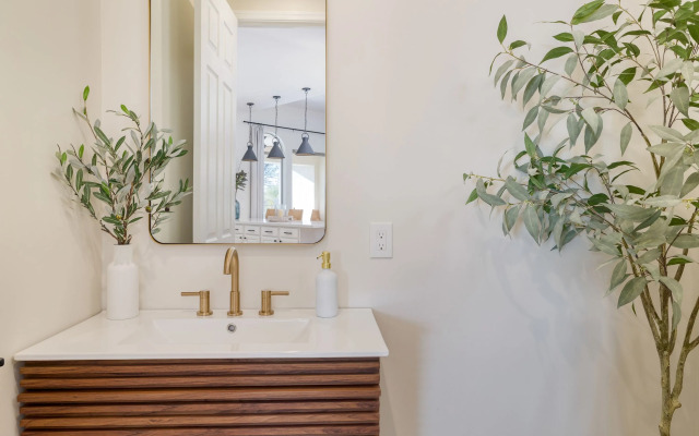 Montoya By Avantstay Pool, Putting Green, Views