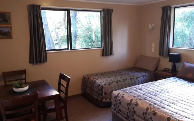 Serenity Motel