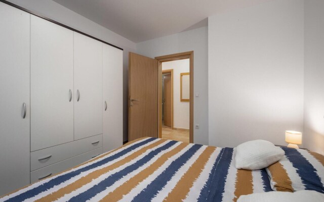 Awesome Apartment in Omisalj With 2 Bedrooms and Wifi