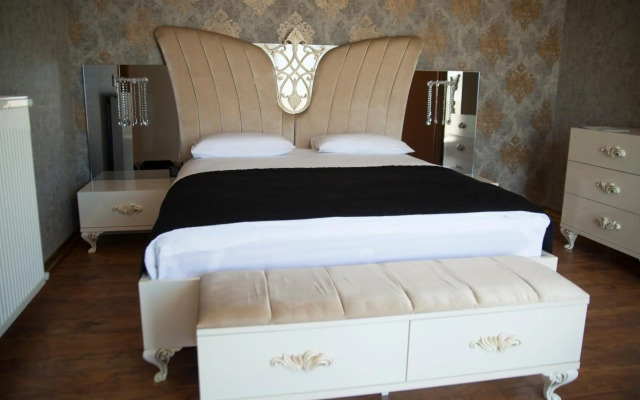 Neba Royal Hotel
