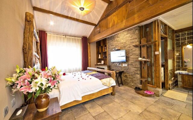 Lijiang Yunman Inn